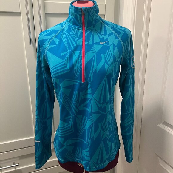 NIKE DRI-FIT Running Long Sleeved Half Zip Size Medium - Picture 1 of 12